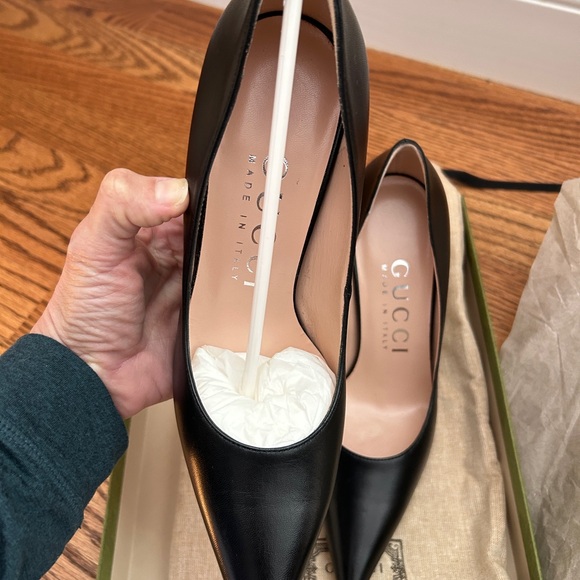 Gucci Pumps! - Picture 3 of 16